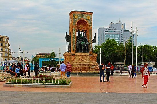 Piazza Taksim